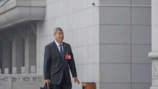 携策赴两会 三八妇乐董事长袁晓峰提案建议