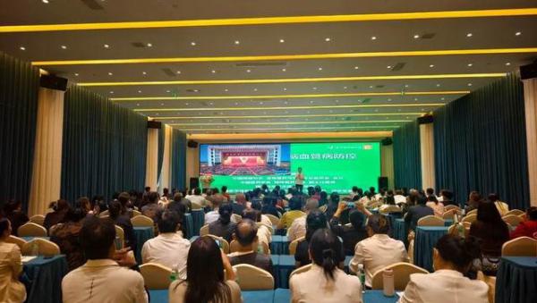 新时代“无龄榜样 魅力人生”活动走进芒市