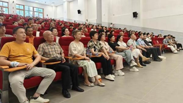 新时代“无龄榜样 魅力人生”活动走进德化