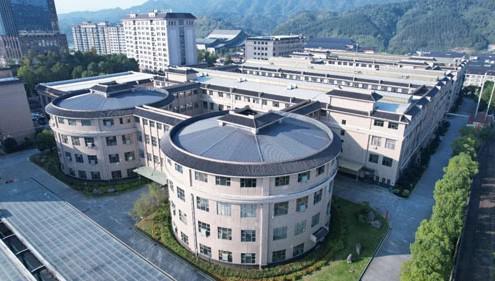 实地探访理想华莱 科学贮存铸就黑茶醇厚风味