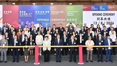 绿之韵胡国安参加第36届香港国际茶展及美食博览会