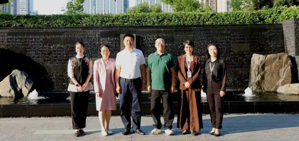 湖南省长沙市供销合作总社党组书记、主任潘虹一行莅临绿之韵集团调研